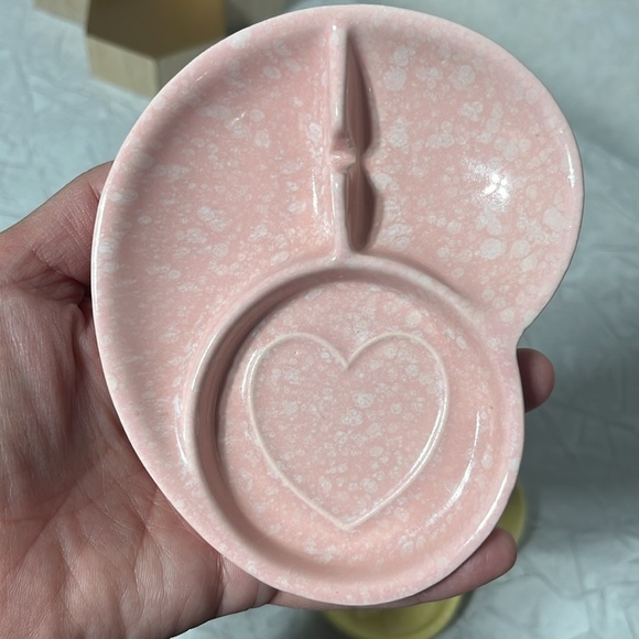 Set of 2 Shawnee USA 411 cup coaster/ ashtrays pink heart and yellow diamond mcm - Picture 3 of 13